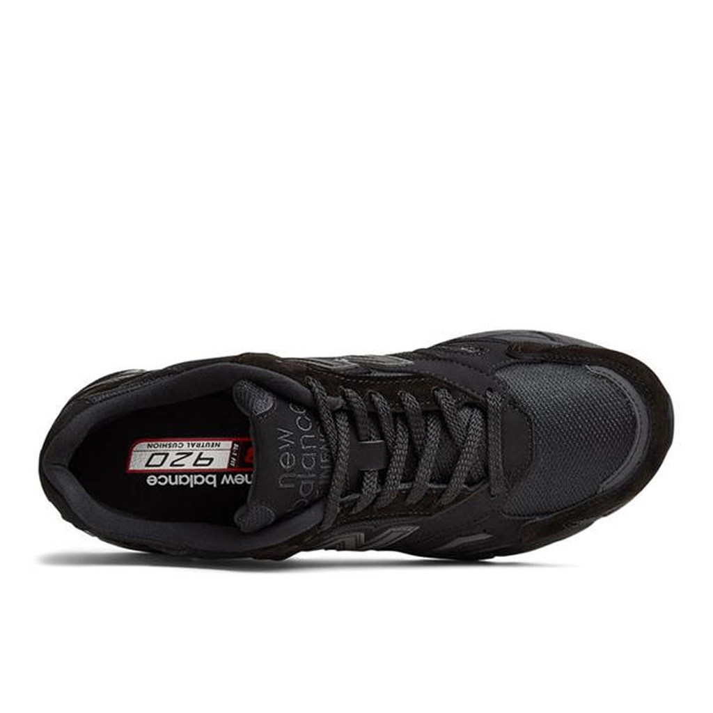 New Balance Made In Uk 920 Sneakers - Black